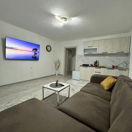 Apartment Airport Dd Mitrovica Kültér fotó