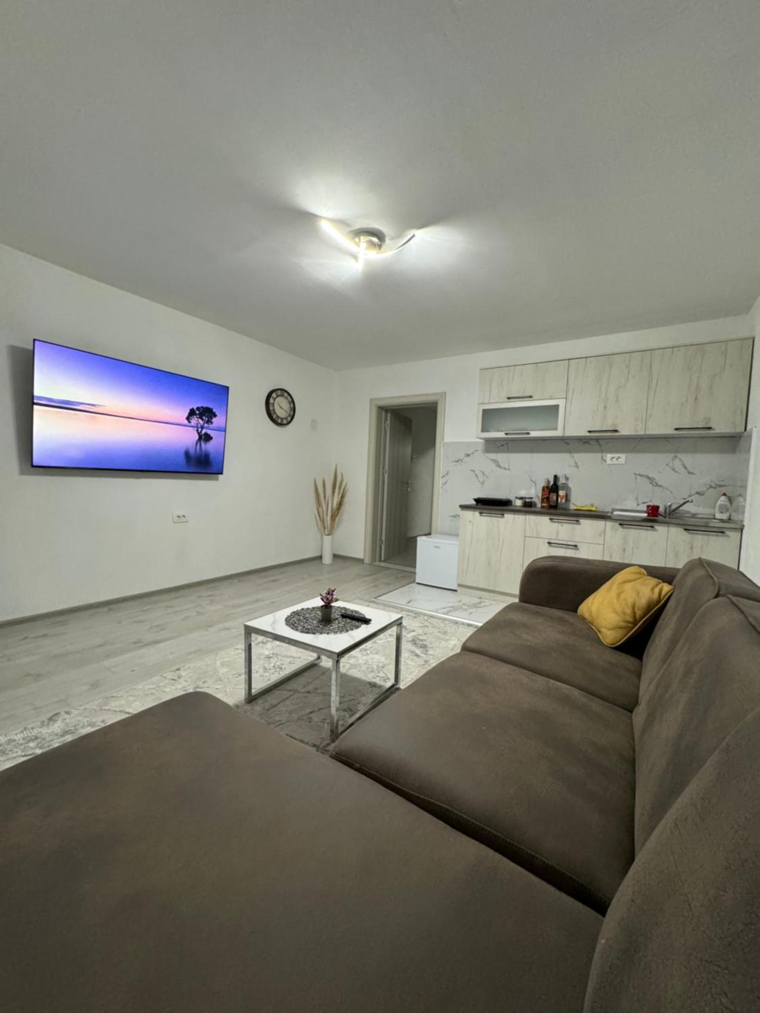 Apartment Airport Dd Mitrovica Kültér fotó